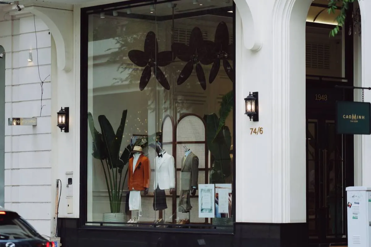 Commercial window services in Roseville, CA